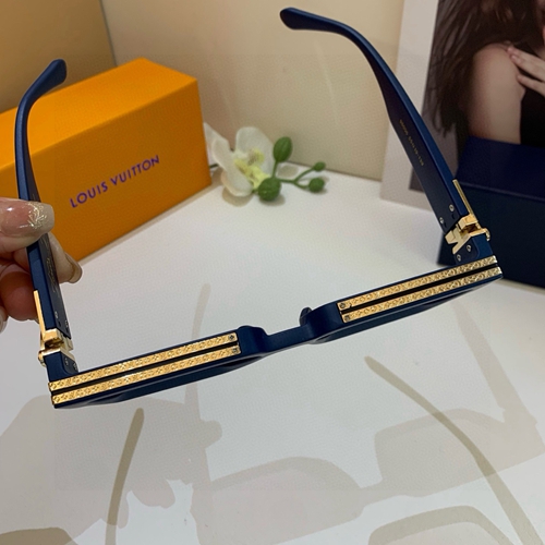 ルイヴィトンサングラス着用イメージ